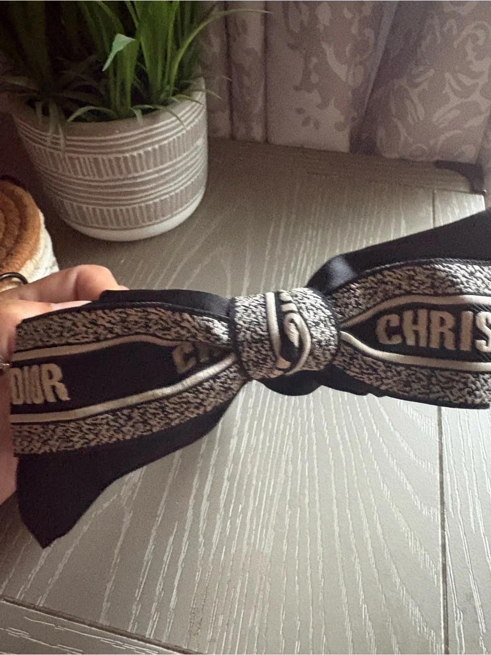 FASHION  Black Logo Bow Headband